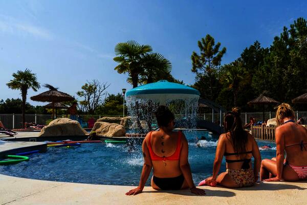 France : Camping Flower Camping Les Loges