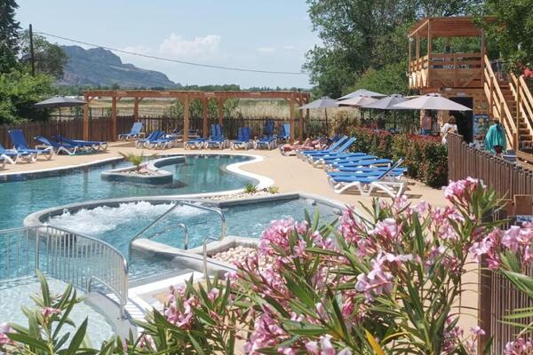 France : Camping Flower Camping Moulin des Iscles