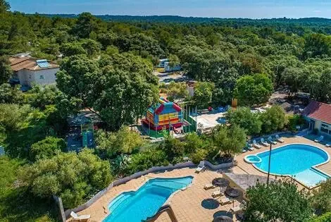 France : Camping Flower Le Fondespierre