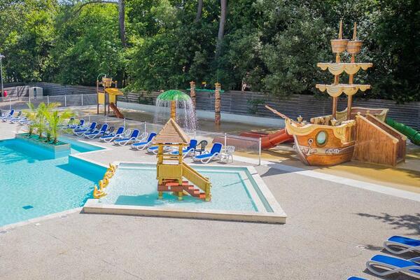 France : Camping L' Ecureuil