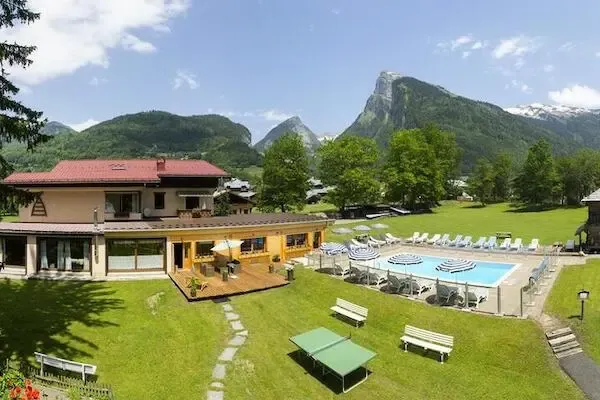 France : Résidence locative La Cour