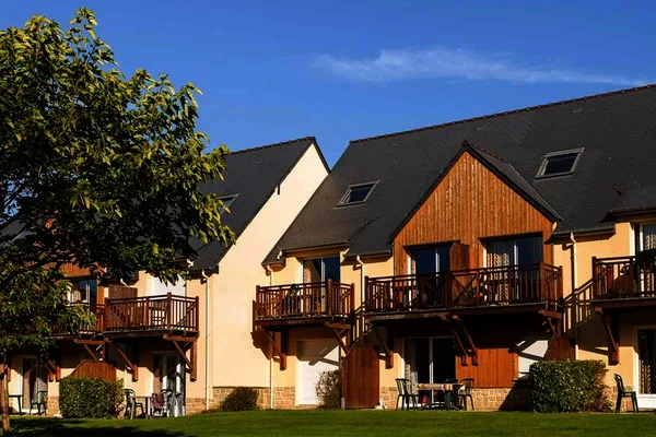 France : Résidence locative Lagrange Vacances Les Roches Douvres