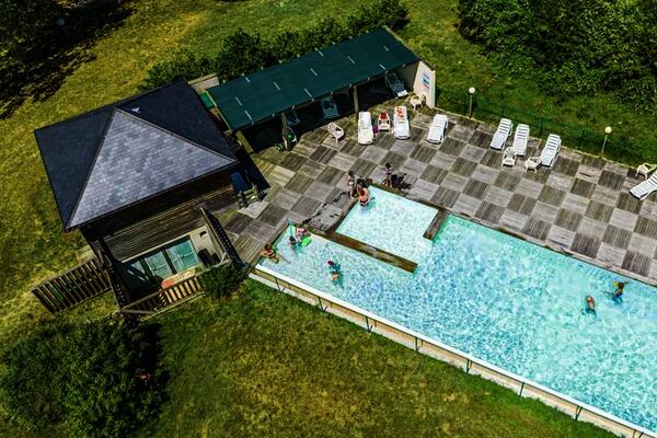 France : Camping Le Village de Gîtes de Booz (Les Chalets de Booz)