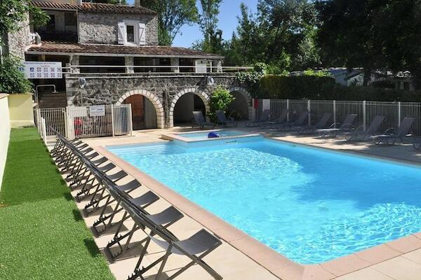 France : Camping les Rives d'Auzon