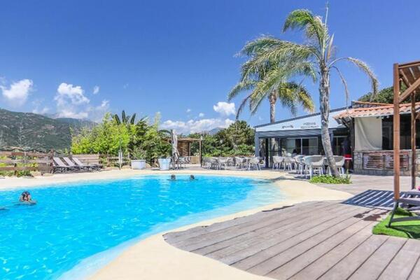 France : Camping maeva Escapades Le Colomba