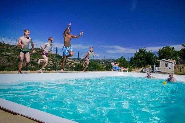 France : Camping Parc Résidentiel de Loisirs Val Saint Georges