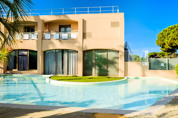 France : Résidence locative Pierre & Vacances Les Rives de Cannes Mandelieu