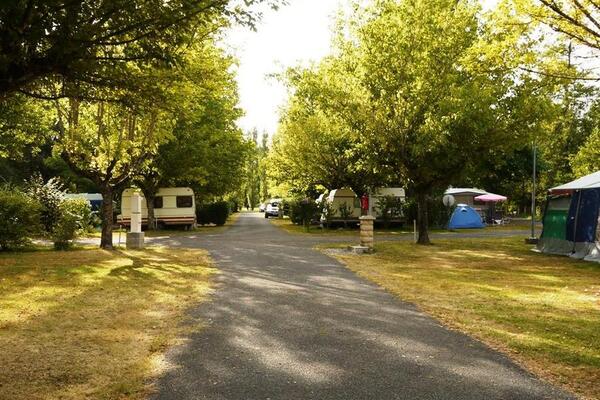 France : Camping Plein Air Neuvicois