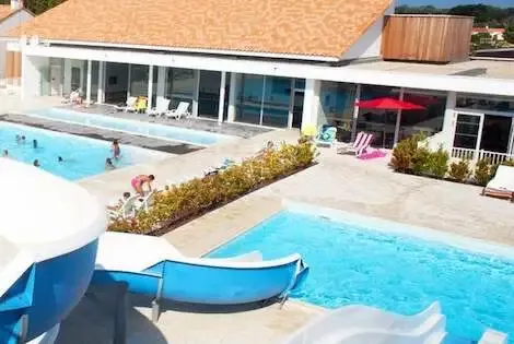 vol+hotel Sans Transport Résidence Goélia Les Grands Rochers 3* France Saint-Pierre-des-Landes