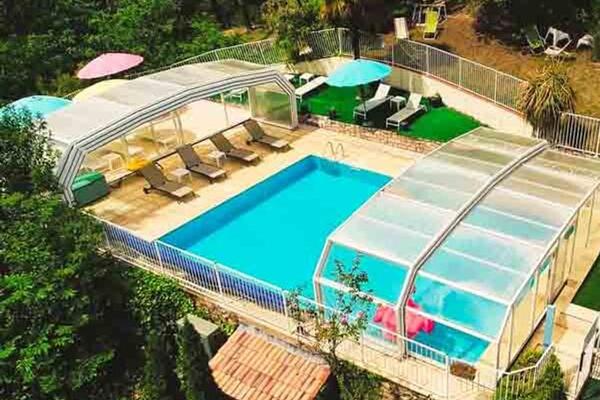 France : Camping Ushuaïa Villages - Domaine de Ravel