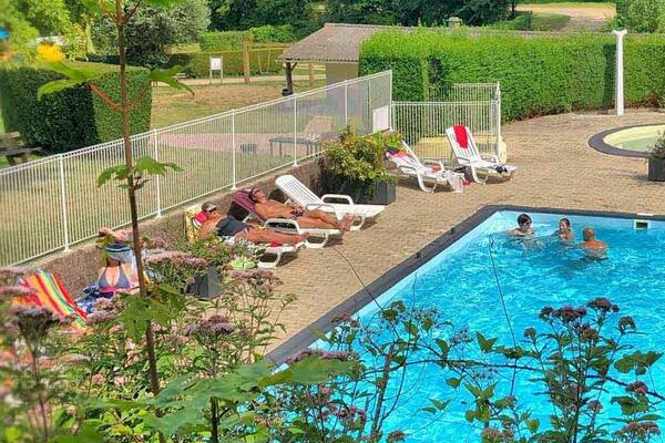 France : Camping Ushuaïa Villages Domaine du Blanc Pignon