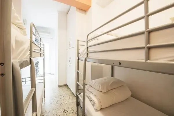 Grèce : Les Cyclades : Hôtel Safestay Athens