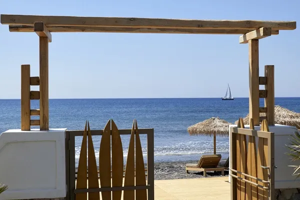 Grece : Hôtel Sea Breeze Santorini Beach Resort Curio Collection By Hilton