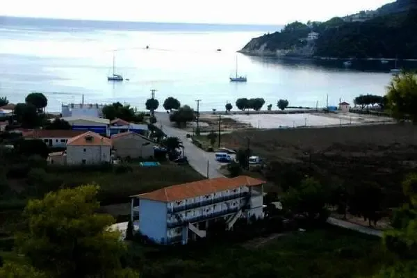 Grece : Hôtel Porto Tsi Ostrias