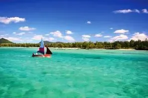 Ile Maurice-Wolmar, Hôtel Laguna Beach Hotel & Spa 4*