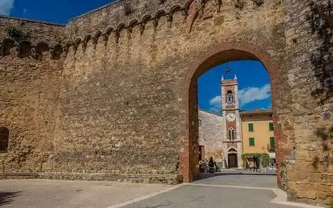 Italie : Hôtel Borgo Medievale San Quirico D Orcia Beb Capitano Collection Albergo Diffuso