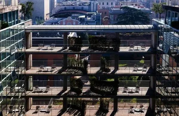 Italie : Hôtel Radisson Blu Es Hotel