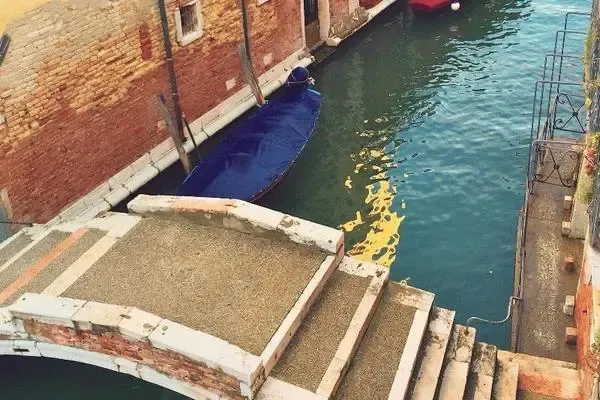 Italie : Hôtel 3749 Ponte Chiodo Guest House