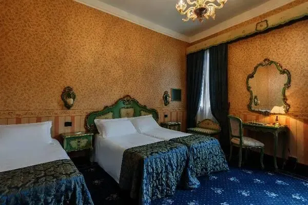 Italie : Hôtel Montecarlo