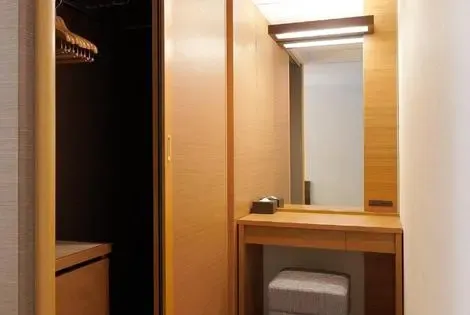 Japon : Hôtel Keio Plaza