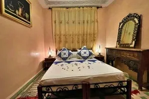 MAROC-FEZ, Hôtel Dar Guennoun 3*