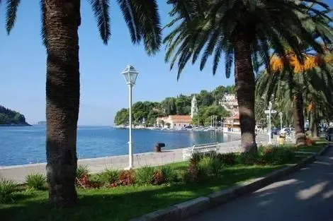 Montenegro-Dubrovnik, Hôtel Supetar 4*