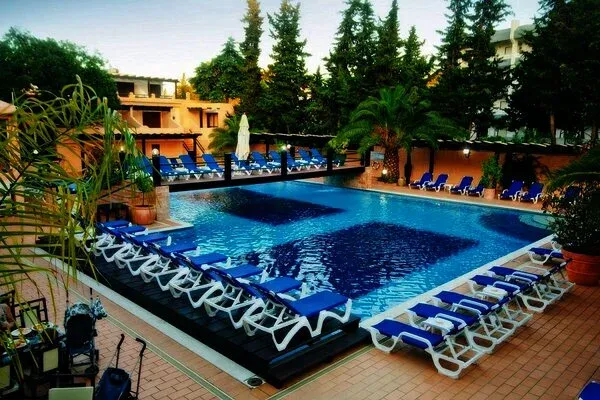 Portugal : Hôtel Apartamentos Da Balaia