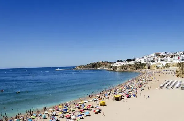 Portugal : Hôtel Topazio Vibe Beach Hotel & Apartments Adults Only