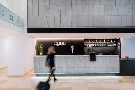Republique Tcheque : Hôtel Cube