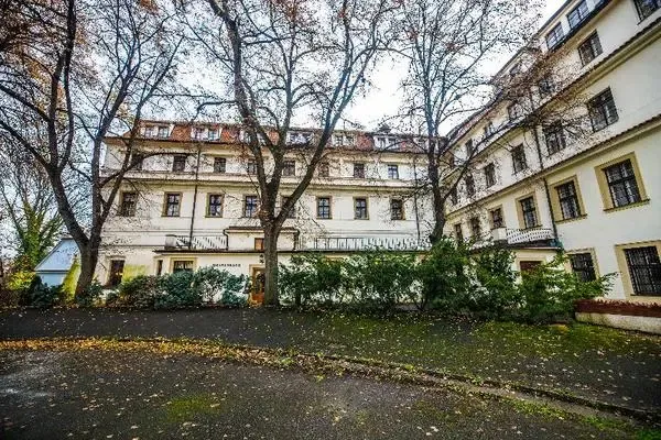 Republique Tcheque : Hôtel Kampa Stara Zbrojnice