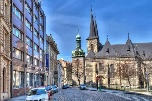 vol+hotel Sejour Luxury Family Hotel Bílá Labut 4* Republique Tcheque Prague