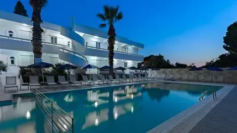 Rhodes-Rhodes, Hôtel Apartments Paleos 4*