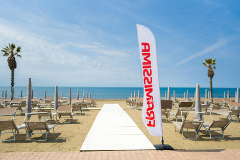 Club Framissima Amber Village spille Albanie