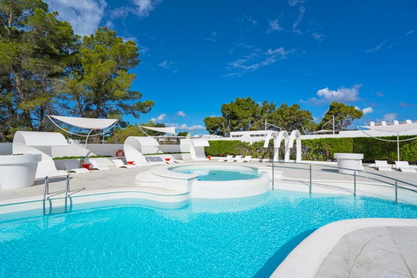 Baleares : Hôtel Adult Only (+18) - THB Naeco Ibiza