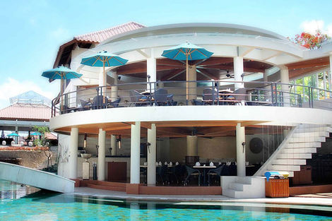 Bali-Denpasar, Hôtel Away Bali Legian Camakila 4*