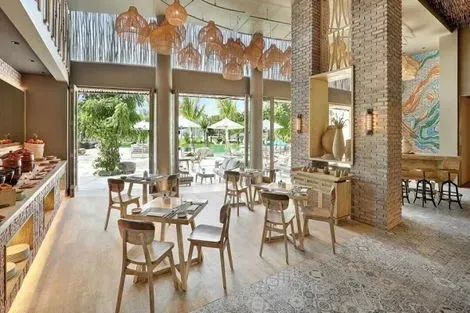 Cross Bali Breakers 5* - Restaurant