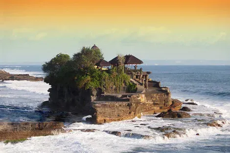 Tanah Lot