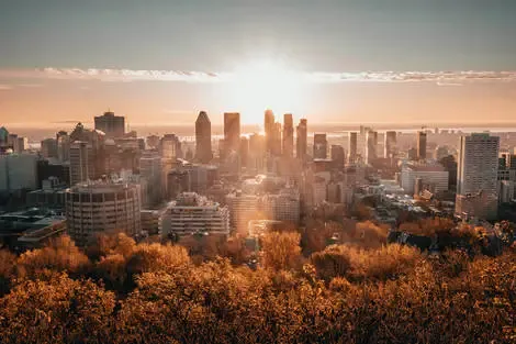 Autotour Trio canadien : villes emblématiques et escales nature montreal Canada