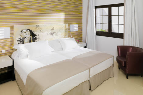 H10 Whites Suites