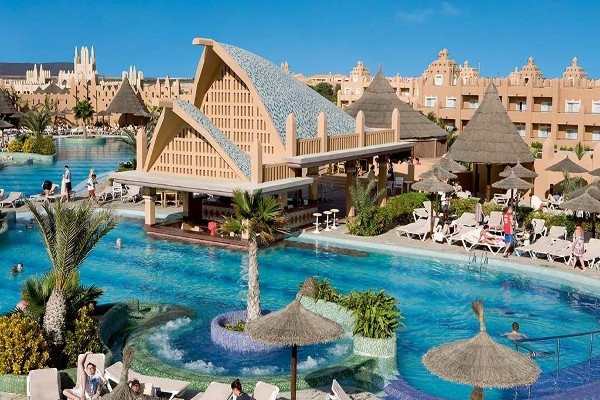 Cap Vert : Club Héliades Riu Funana