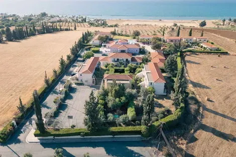 vol+hotel Sejour AKAMANTHEA HOLIDAY VILLAGE 4* Chypre Paphos