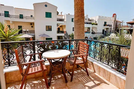 Chambre Standard Vue Piscine