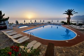 Crète-Heraklion, Hôtel Hersonissos Village 4*