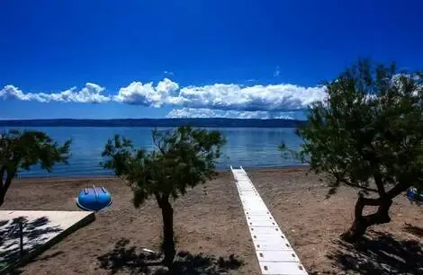 Hôtel Nestos omis CROATIE