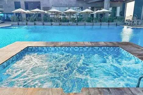 Jacuzzi