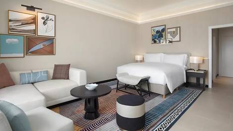 superior king garden view