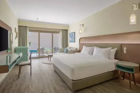 Chambre Supérieure Accès Bassin