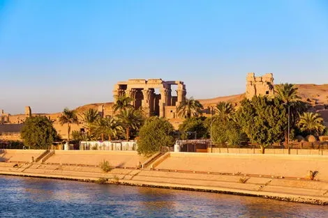 Combiné croisière et hôtel Nefertiti Du Caire au Nil + Mon French Club Mercure le_caire Egypte