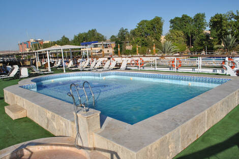 Bâteau Tiyi - Piscine