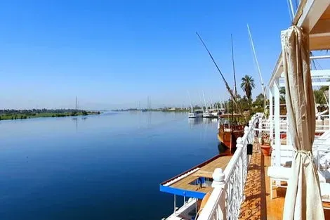 Combiné circuit et hôtel Des Mystères du Nil en Dahabeya à la Mer Rouge louxor Egypte